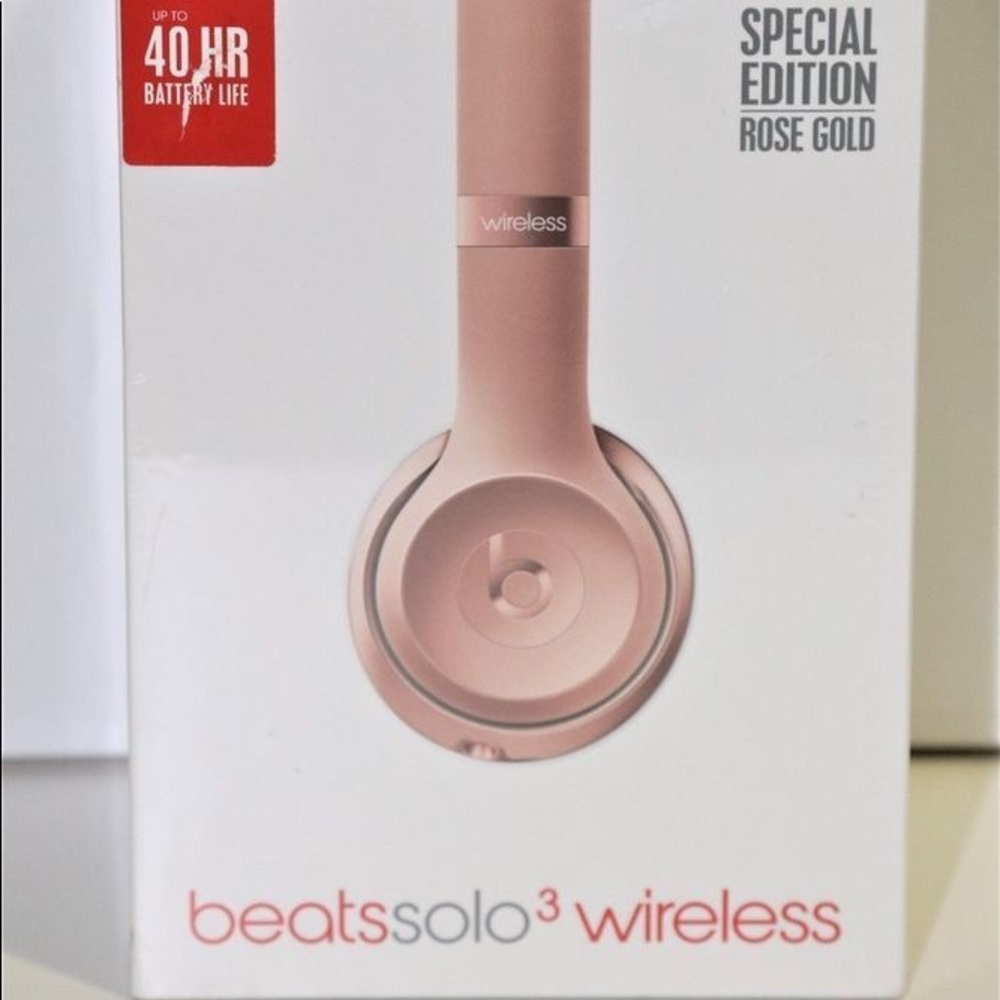 Beats Solo3 Wireless Headphones - Picture 3 of 3